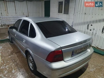 Авто Opel Vectra 1999 № 8890303