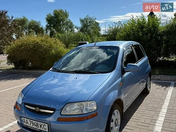 Авто Chevrolet Aveo 2004 № 8890306