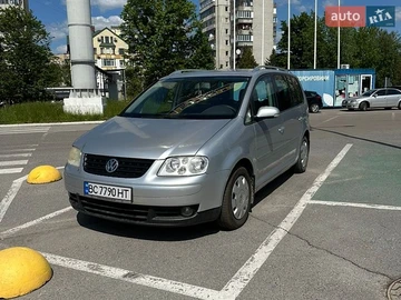 Авто Volkswagen Touran 2003 № 8890361