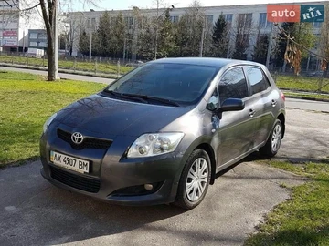Авто Toyota Auris 2008 № 8890381