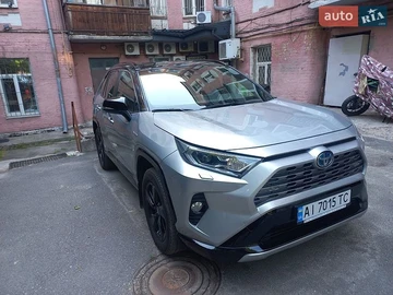 Авто Toyota Rav4 2021 № 8890413