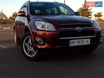 Авто Toyota Rav4 2010 № 8890435