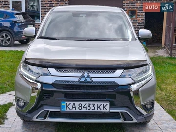 Авто Mitsubishi Outlander 2019 № 8890539