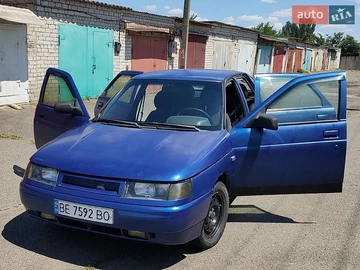 Авто ВАЗ 2112 2004 № 8890656