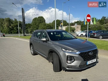 Авто Hyundai Santa Fe 2018 № 8890780