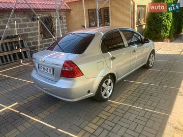 Авто Chevrolet Aveo 2011 № 8890811