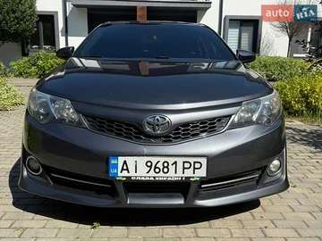 Авто Toyota Camry 2011 № 8890937