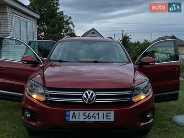 Авто Volkswagen Tiguan 2012 № 8890940