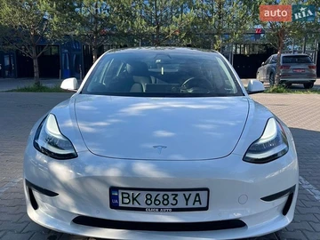 Авто Tesla Model 3 2021 № 8890959