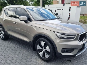 Авто Volvo Xc40 2020 № 8890979