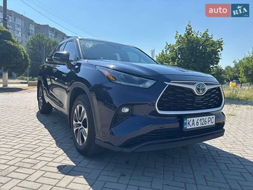 Авто Toyota Highlander 2021 № 8890989