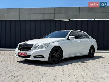 Авто Mercedes E-Class 2012 № 8891336