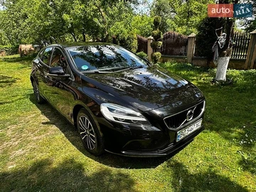 Авто Volvo V40 2016 № 8891348
