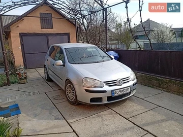 Авто Volkswagen Golf 2005 № 8891619