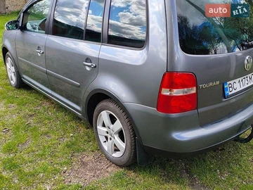Авто Volkswagen Touran 2005 № 8891626