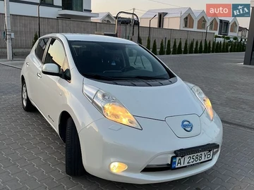 Авто Nissan Leaf 2014 № 8891643