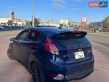 Авто Ford Fiesta 2015 № 8891662