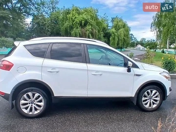 Авто Ford Kuga 2012 № 8891764