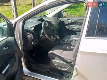 Авто Ford Escape 2018 № 8891766
