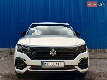 Авто Volkswagen Touareg 2019 № 8891957