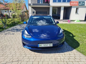 Авто Tesla Model 3 2020 № 8892399