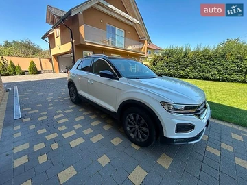 Авто Volkswagen T-Roc 2021 № 8892407