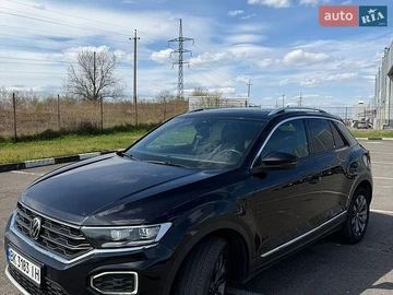 Авто Volkswagen T-Roc 2021 № 8892408