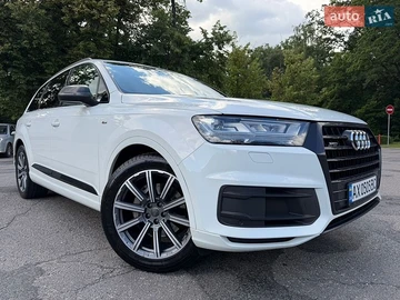 Авто Audi Q7 2018 № 8892433