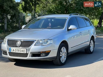 Авто Volkswagen Passat 2006 № 8892610