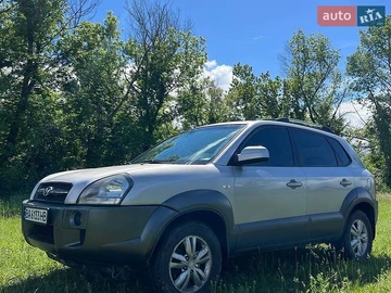 Авто Hyundai Tucson 2008 № 8892756
