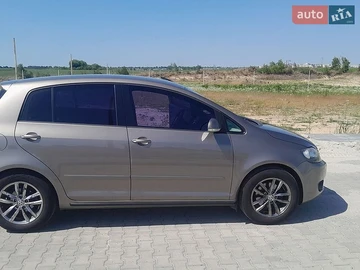 Авто Volkswagen Golf Plus 2011 № 8892764