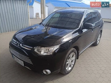 Авто Mitsubishi Outlander 2012 № 8892849