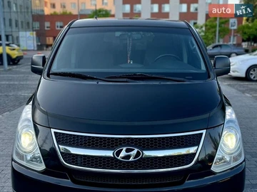 Авто Hyundai H-1 2012 № 8892926