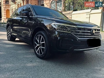 Авто Volkswagen Touareg 2019 № 8893114
