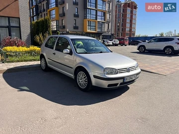 Авто Volkswagen Golf 2000 № 8893202