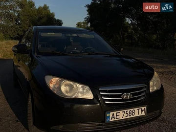 Авто Hyundai Elantra 2010 № 8893288