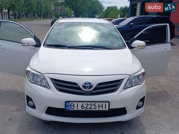 Авто Toyota Corolla 2013 № 8893325