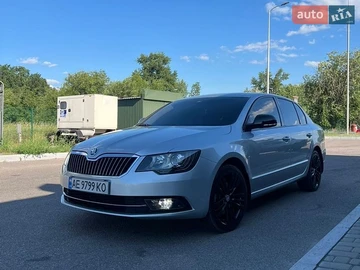 Авто Skoda Superb 2013 № 8893335