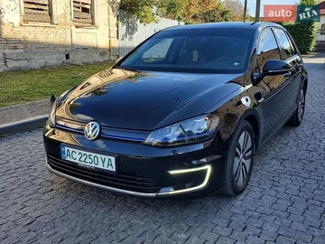Авто Volkswagen E-Golf 2016 № 8893443