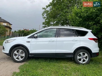 Авто Ford Kuga 2013 № 8893444