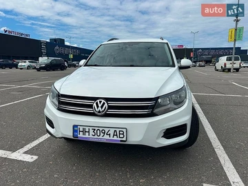 Авто Volkswagen Tiguan 2017 № 8893482