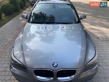 Авто BMW 5 Series 2004 № 8893494