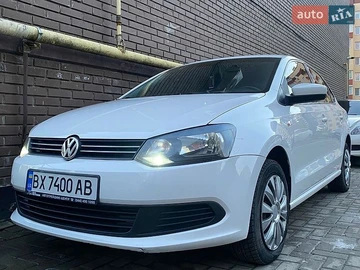 Авто Volkswagen Polo 2013 № 8893509