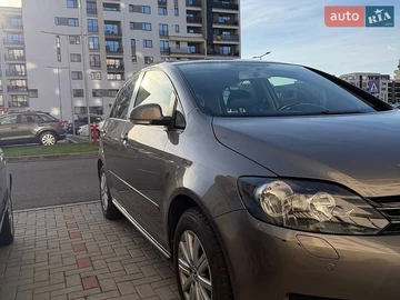 Авто Volkswagen Golf Plus 2012 № 8893520