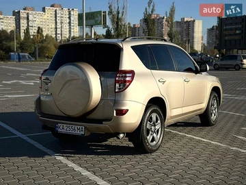 Авто Toyota Rav4 2012 № 8893521