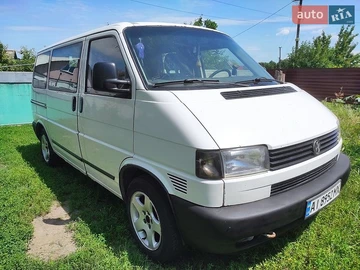 Авто Volkswagen Transporter 2000 № 8893664