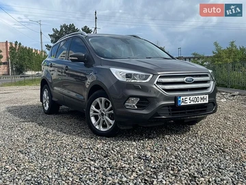 Авто Ford Kuga 2019 № 8893719