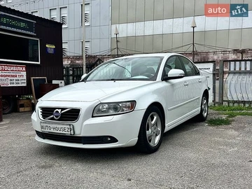 Авто Volvo S40 2012 № 8893847