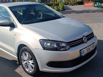 Авто Volkswagen Polo 2012 № 8893850