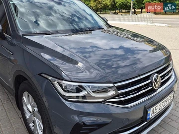 Авто Volkswagen Tiguan 2021 № 8894348